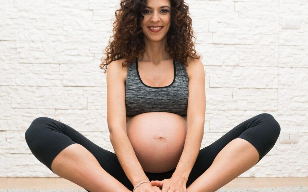 Pregnancy Yoga/Schwangerschaftsyoga TUE 11-12pm + WED 6-7.30pm (hybrid)
